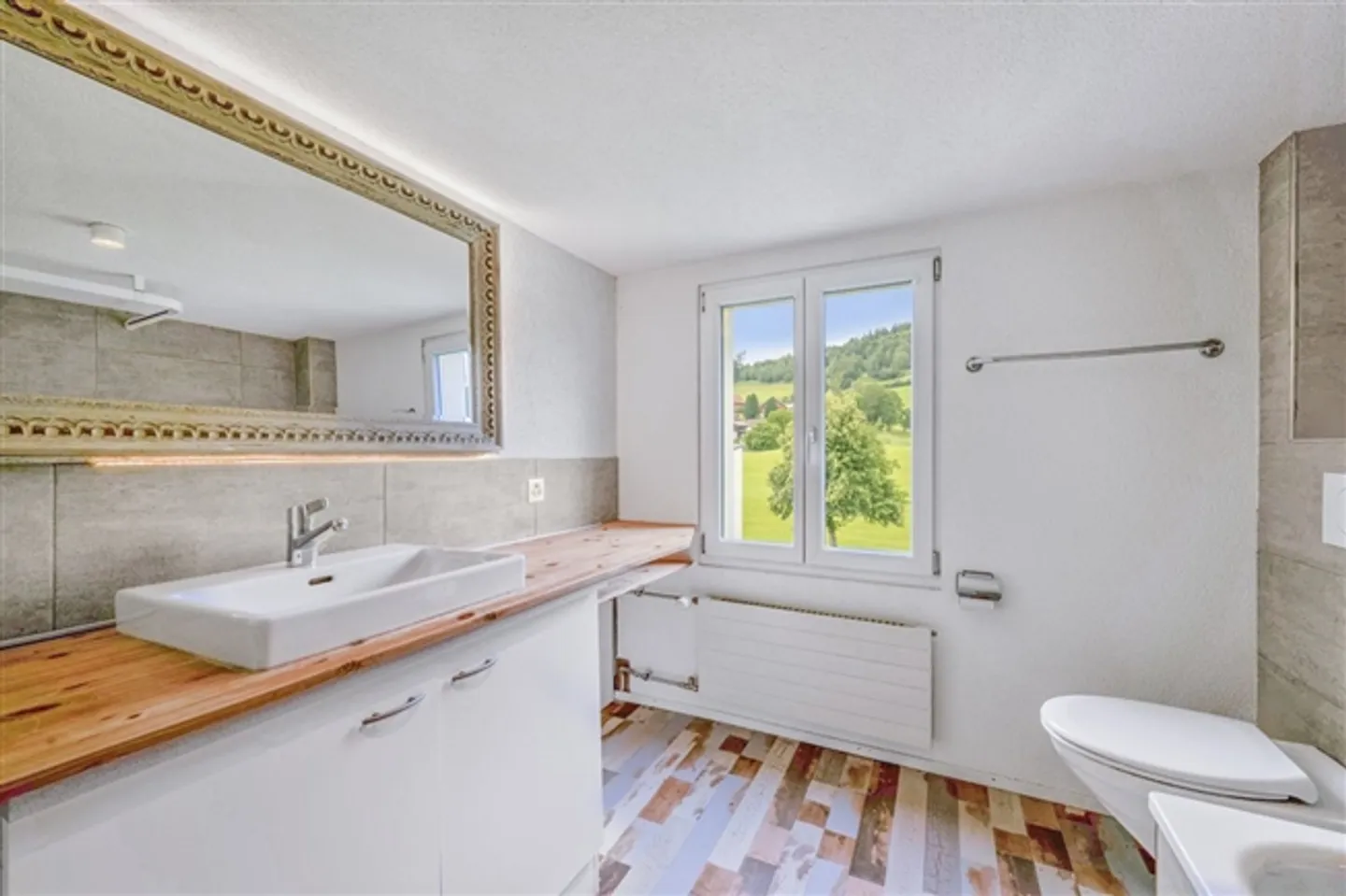 10-Zimmer-Einzelhaus - Foto 12 von 13