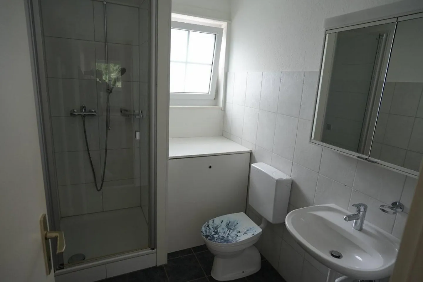 Ampio appartamento di 5½ locali in proprietà residenziale/commerciale... - Foto 8 di 15