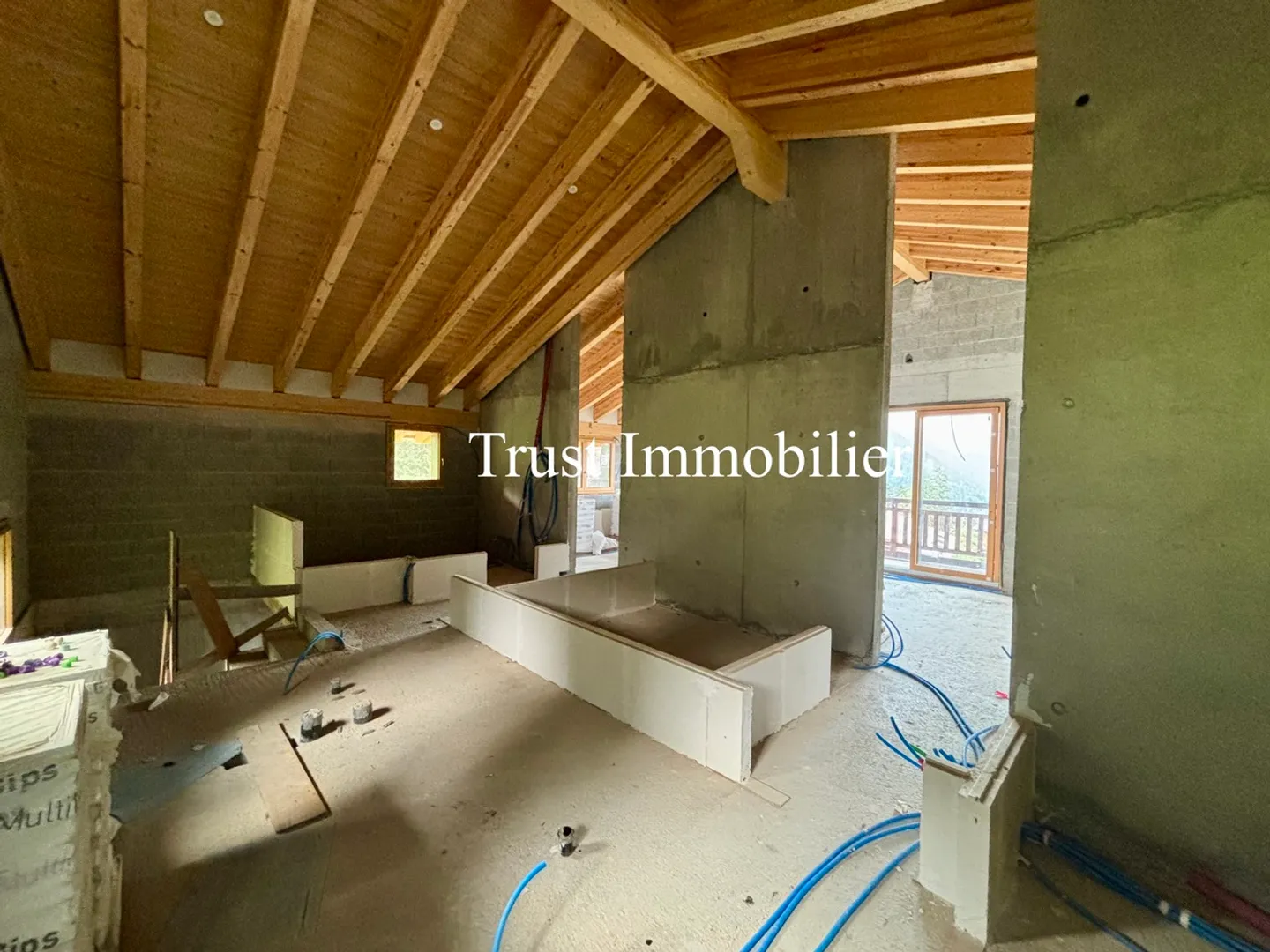6006-MV-Gryon-Grand Chalet with work to finish - Photo 6 of 7
