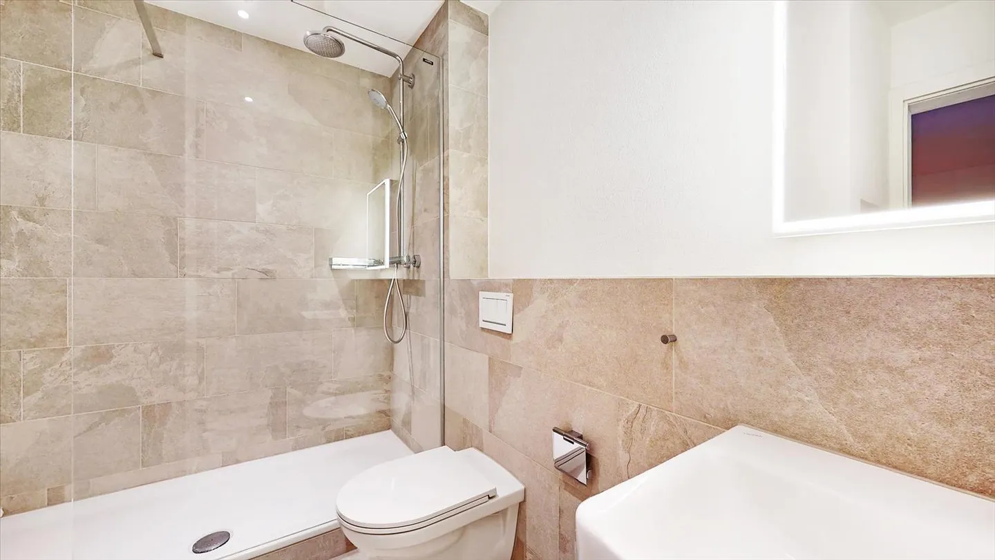 Appartamento moderno a Biel - Foto 4 di 6