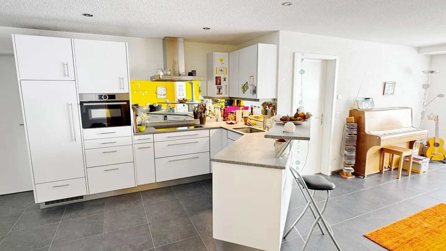Spacious 3.5-room apartment in Mühlethurnen - Photo 6 of 11
