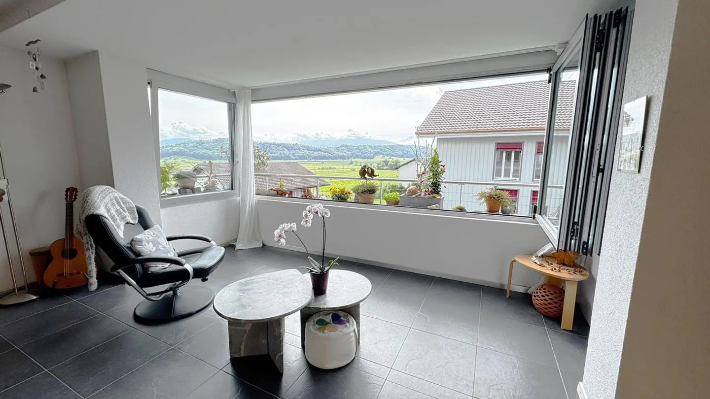 Spacious 3.5-room apartment in Mühlethurnen - Photo 4 of 11