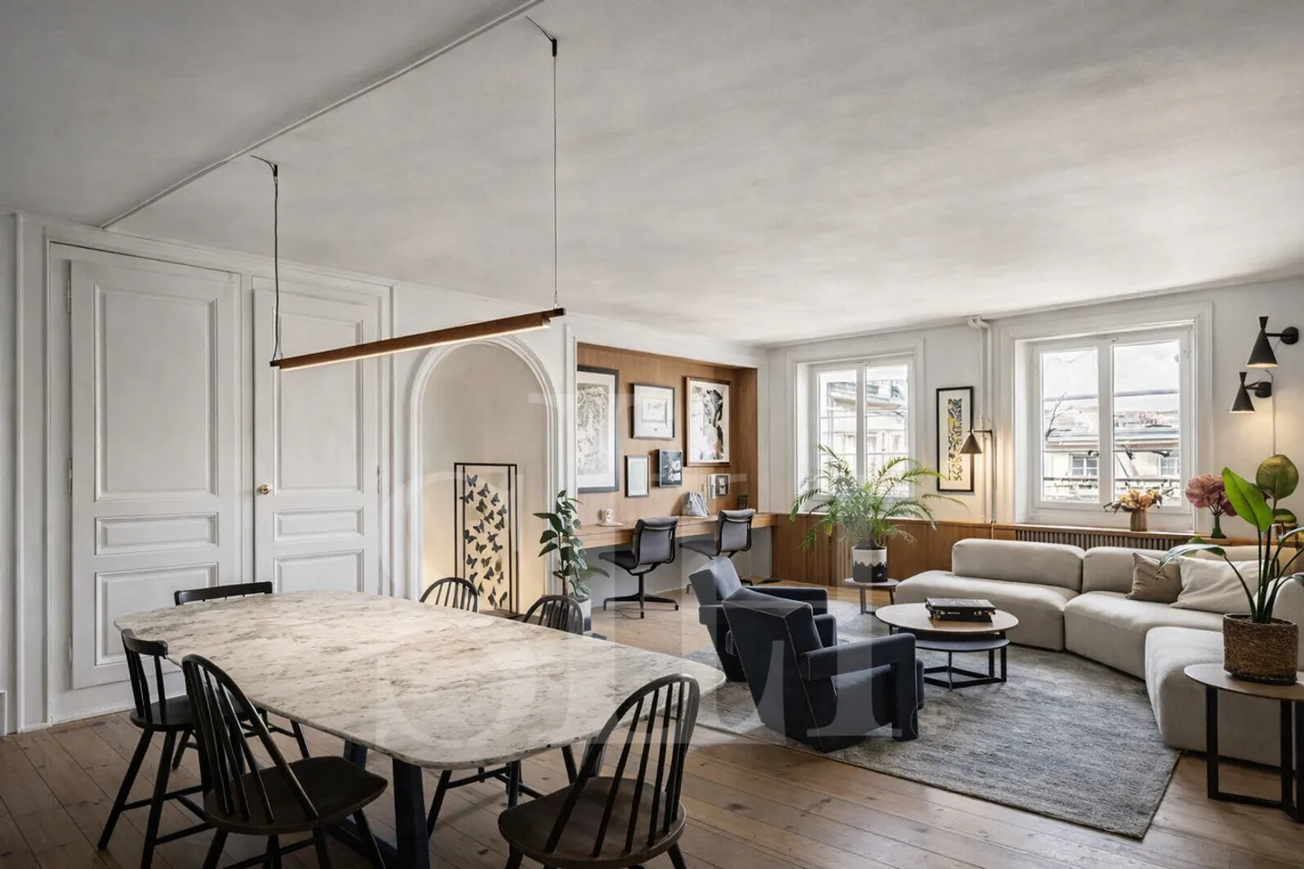 Charming Duplex in Geneva's Old Town - Photo 6 of 10