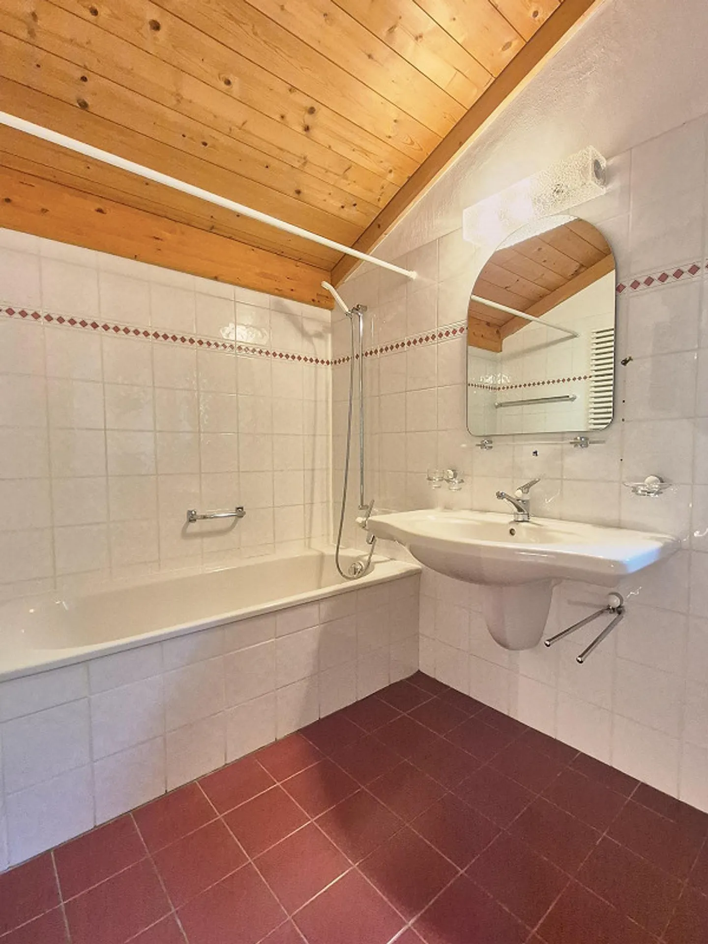 Ihr neues Zuhause mit See- und Bergsicht - Foto 9 von 13