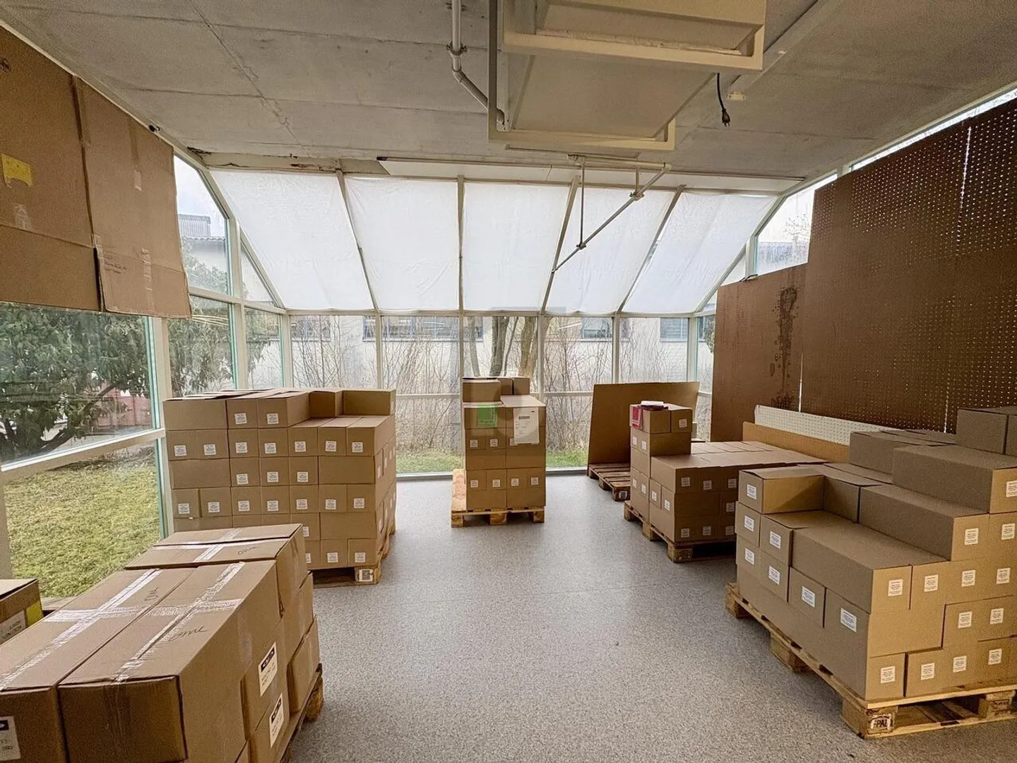 POLYVALENT ET CENTRAL - Photo 2 sur 5