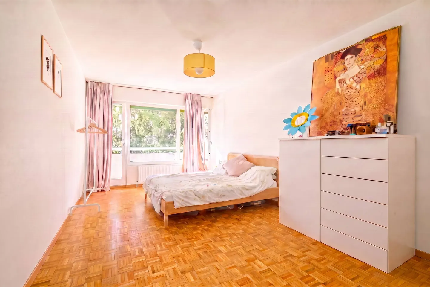 Beautiful 4-room crossing apartment located in La Gradelle - Photo 4 of 7