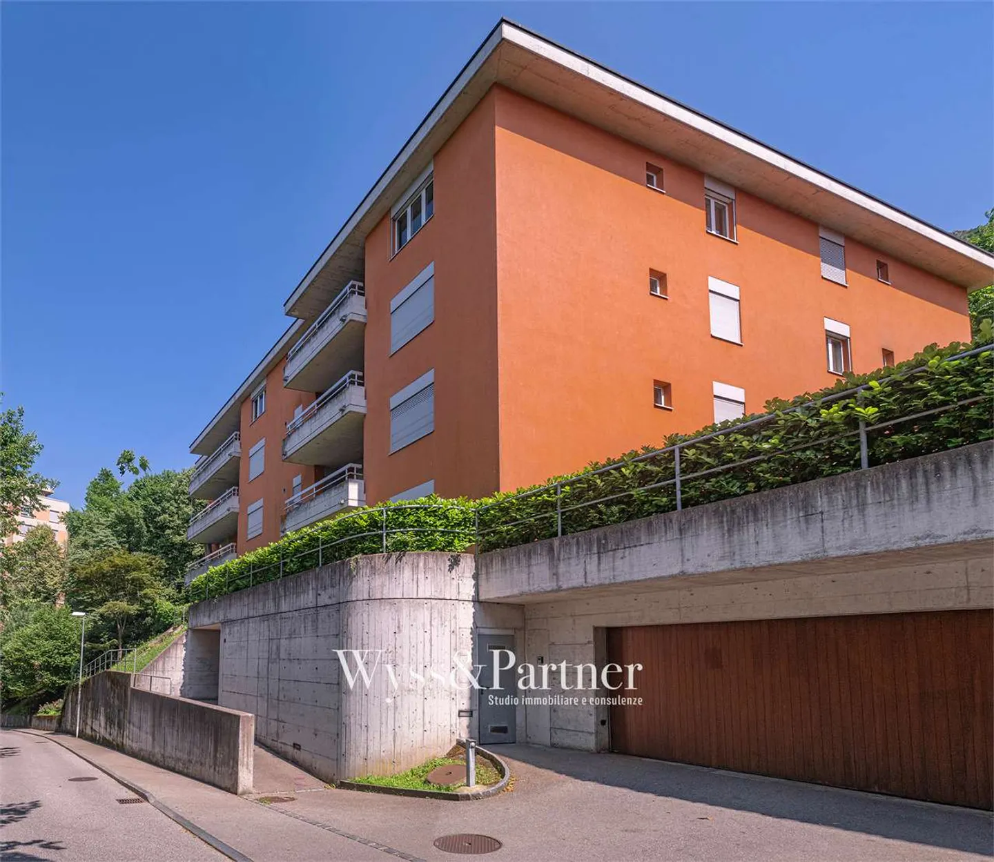 Spacious 4.5 rooms with terrace near Lugano - first 3 months free - Photo 12 of 13