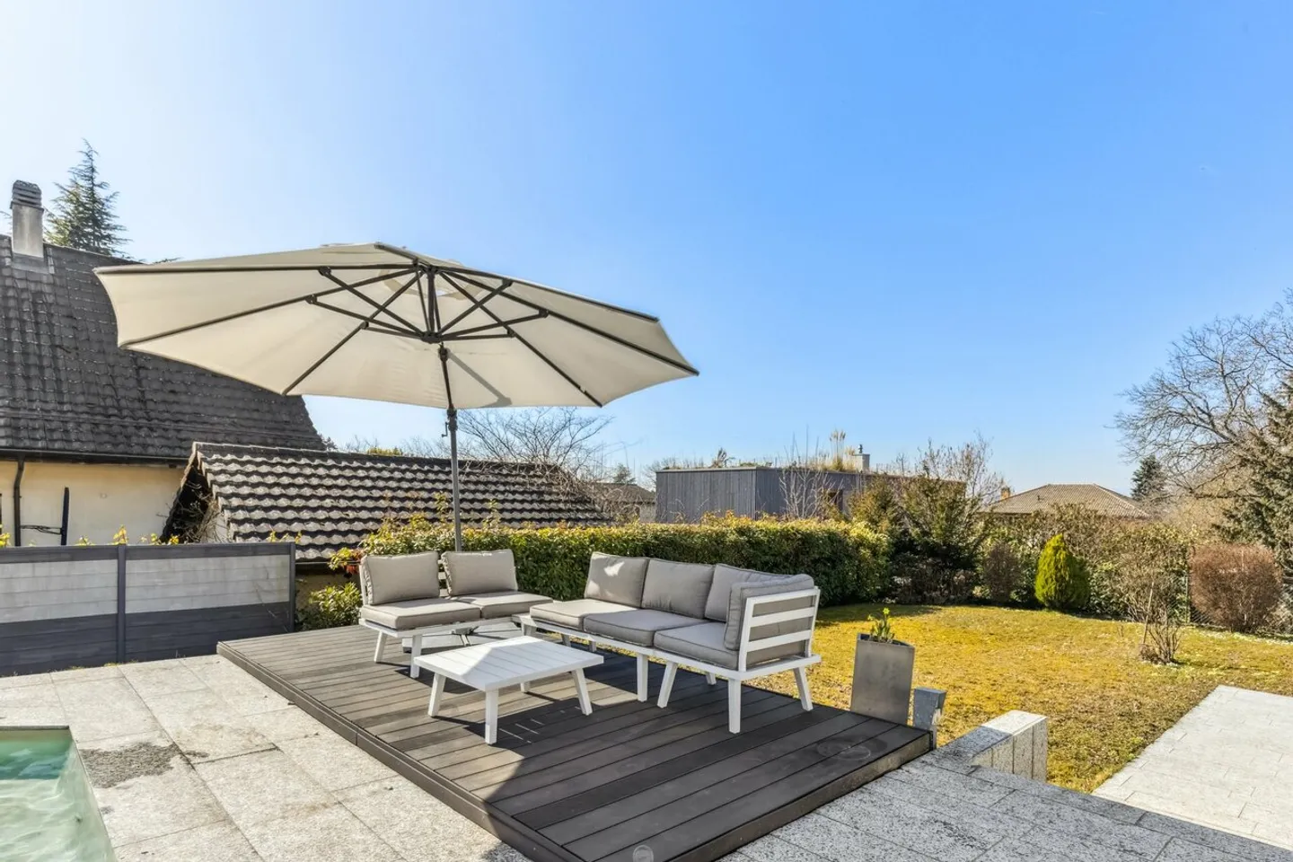 Modern Villa - Comfort, Elegance and Ideal Location without Noise - Photo 2 of 13