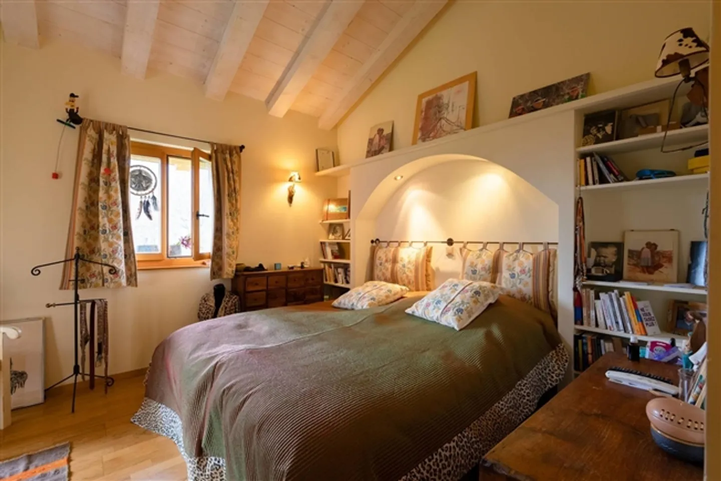 Rare Property Chalet with 2 Apartments in La Tsombe, above Montagnier - Photo 7 of 13