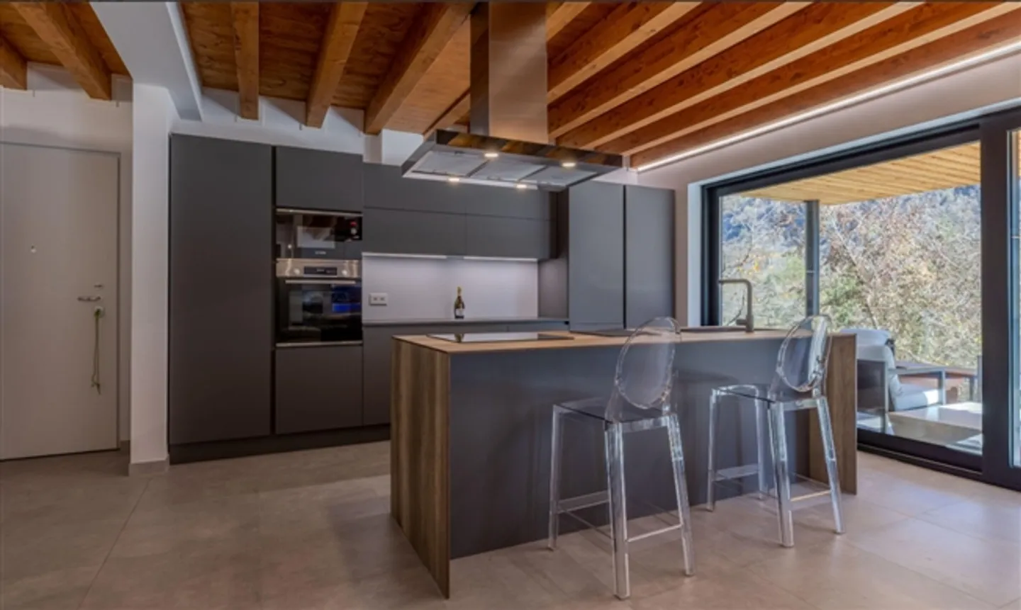 Villa moderna nella natura di Brione Verzasca – Top investimento con progetto approvato per - Foto 2 di 13