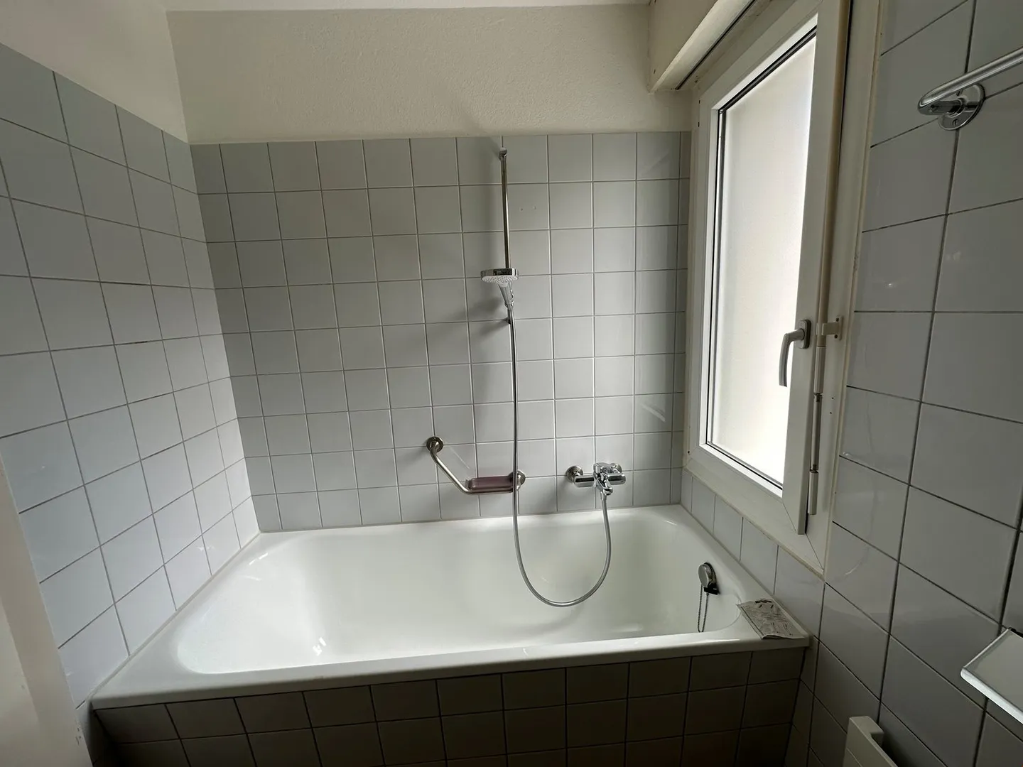 Affitto appartamento di 3.5 locali in posizione centrale - Foto 10 di 14