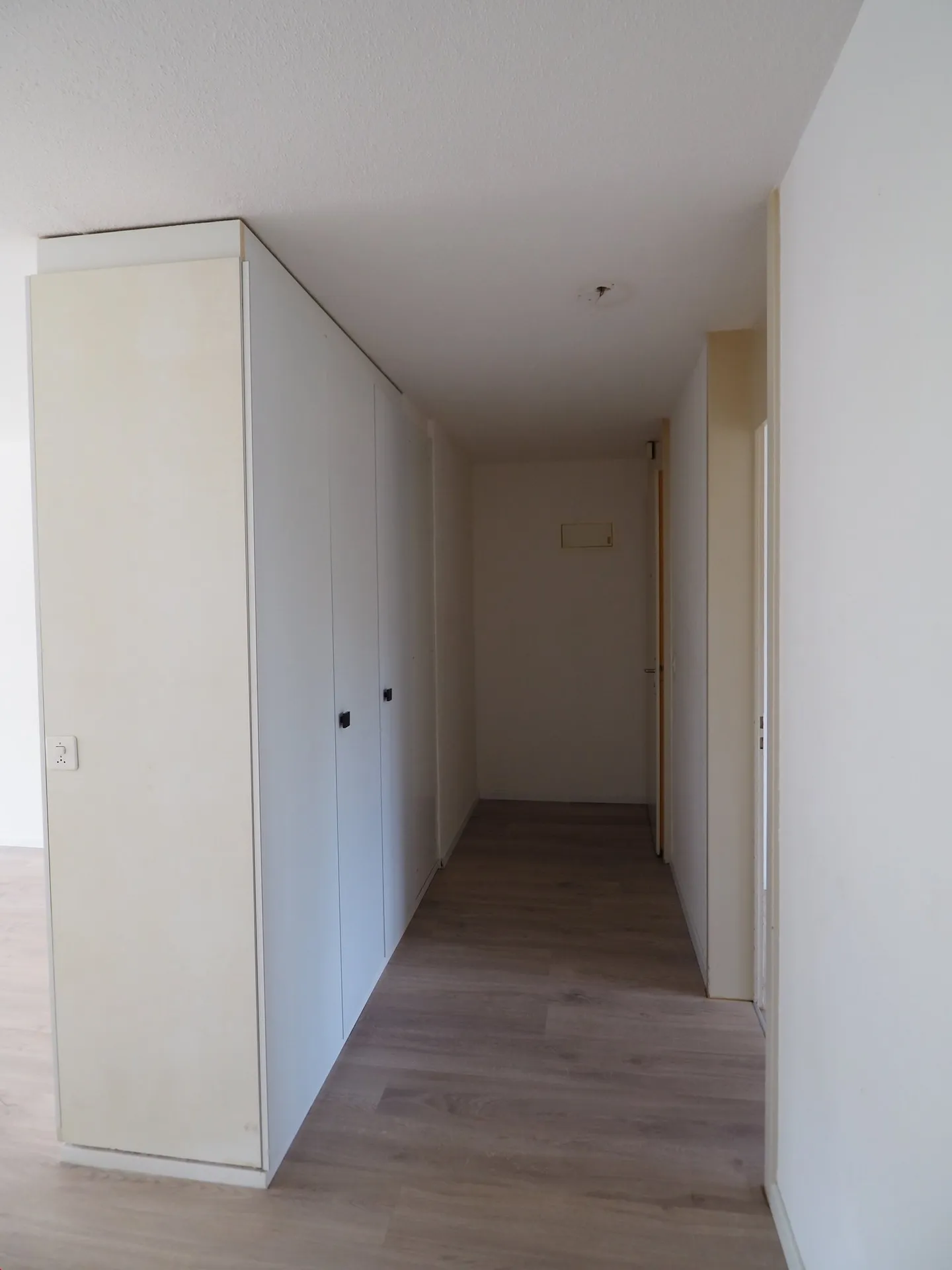 Affitto appartamento di 3.5 locali in posizione centrale - Foto 8 di 14