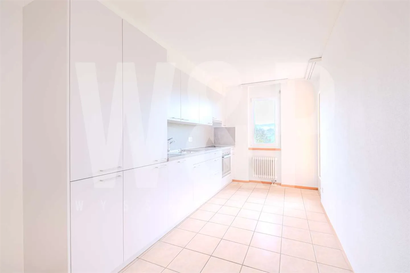 Bright 3.5-room apartment with terrace and parking - up to 3 months free - Photo 3 of 13