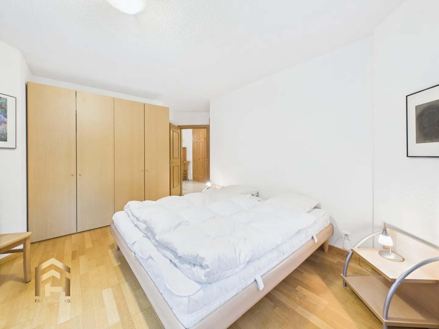 Appartamento elegante 3.5 con balcone e camino in posizione soleggiata di Leukerb - Foto 4 di 13