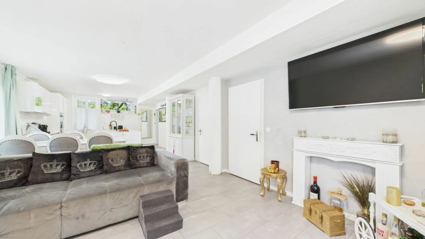 Family-friendly, bright & modern - Stylish garden apartment. - Photo 11 of 23