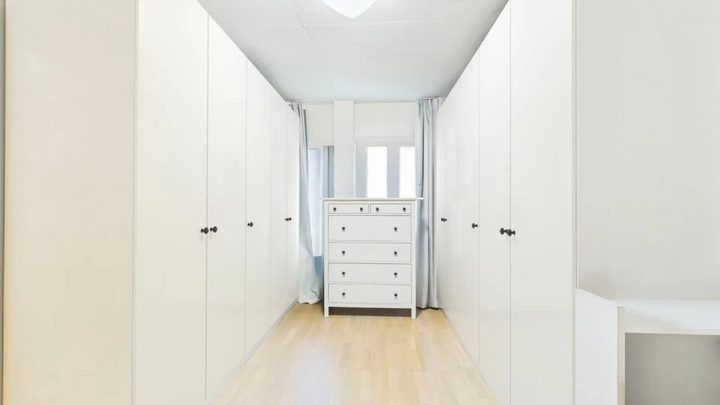Family-friendly, bright & modern - Stylish garden apartment. - Photo 17 of 23
