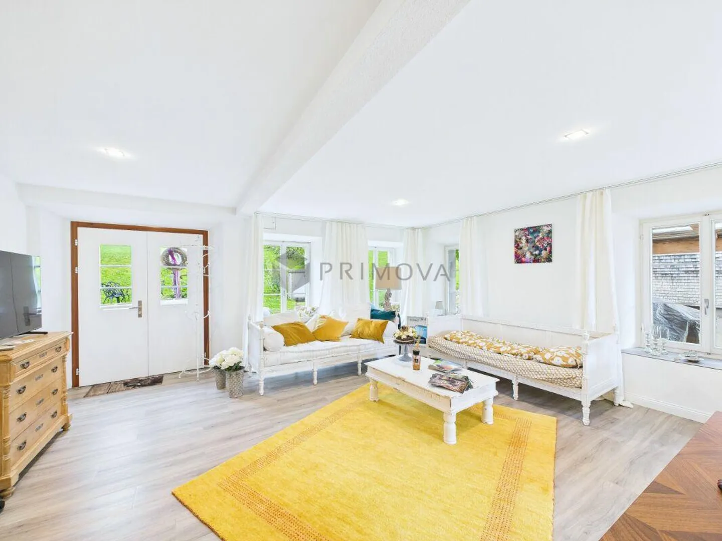 Une maison pour les générations : beaucoup d'espace, de charme et d'options - Photo 1 sur 11