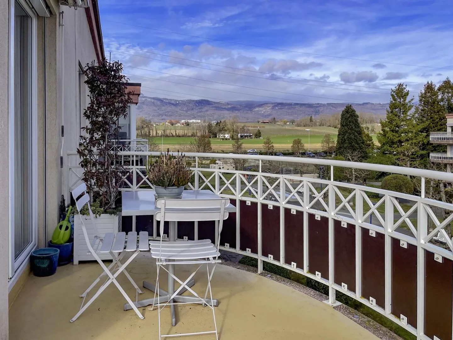 4.5 stanze, 110 m2, con 2 balconi e parcheggio interno? Nyon - Foto 14 di 16