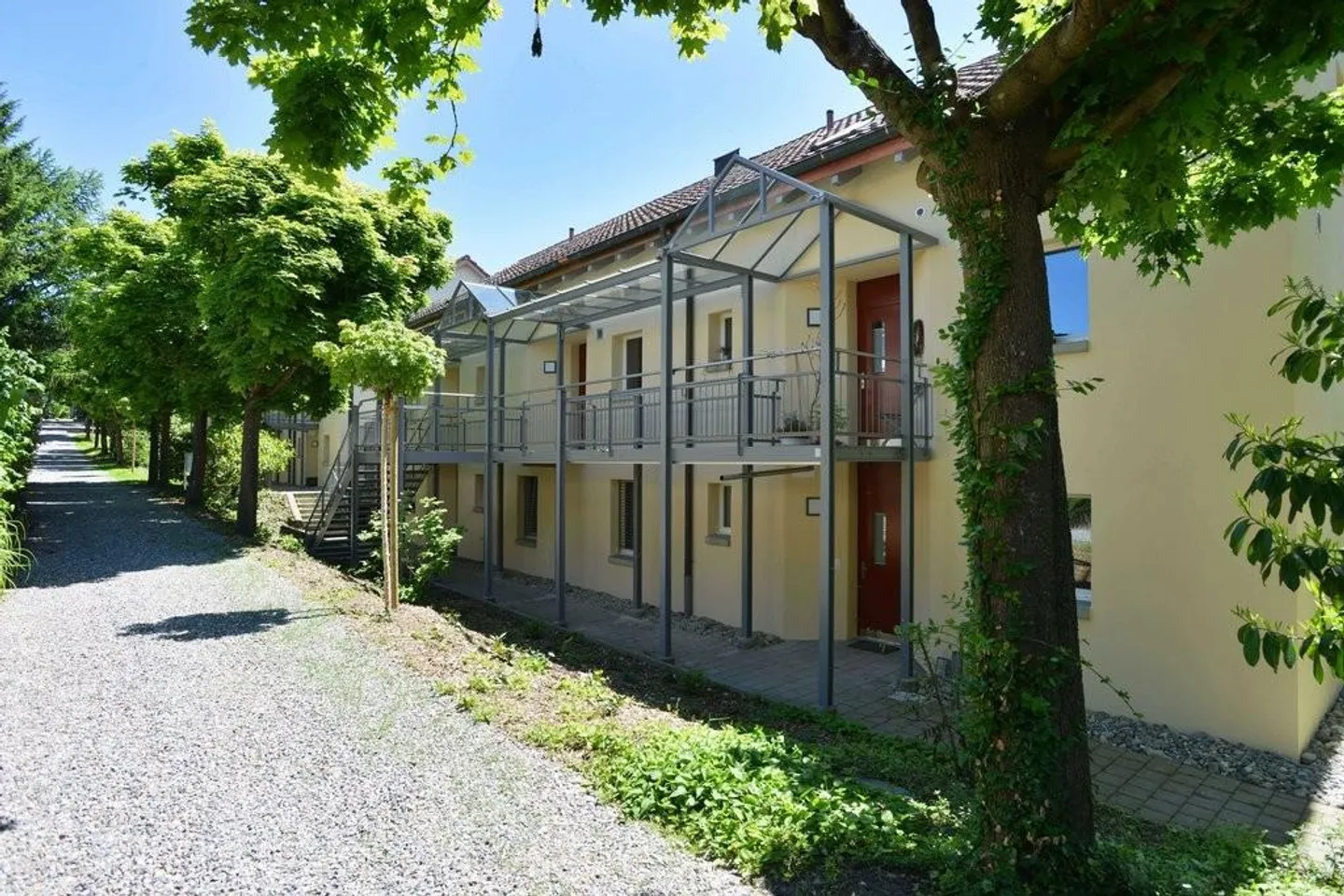 Place de parking au Churfirstenweg / Kamorstrasse - Photo 1 sur 1