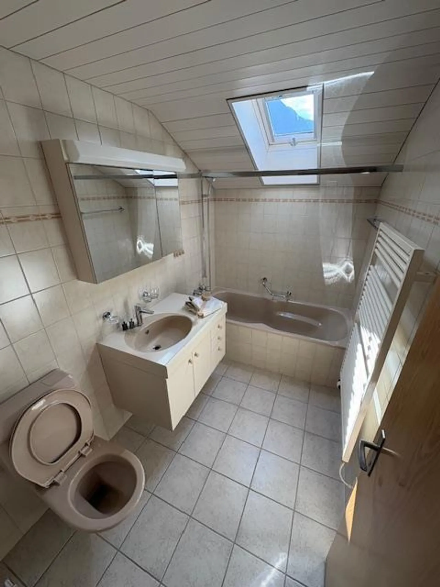 2-room apartment in the attic and storage room, including garage - Photo 11 of 21