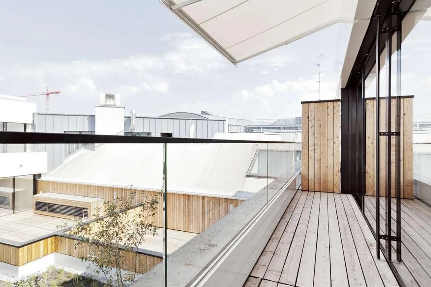 Appartamento duplex elegante con balcone nella casa Anfos - Foto 5 di 11