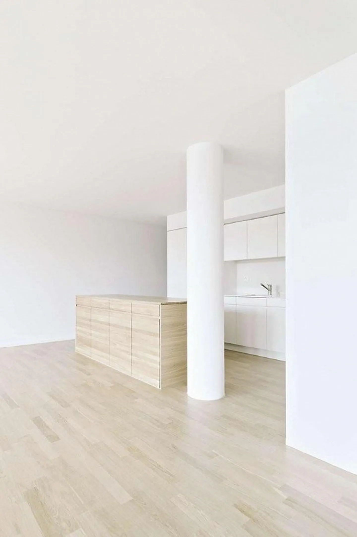 Appartamento duplex elegante con balcone nella casa Anfos - Foto 7 di 11