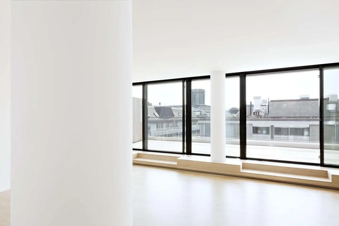 Appartamento duplex elegante con balcone nella casa Anfos - Foto 9 di 11