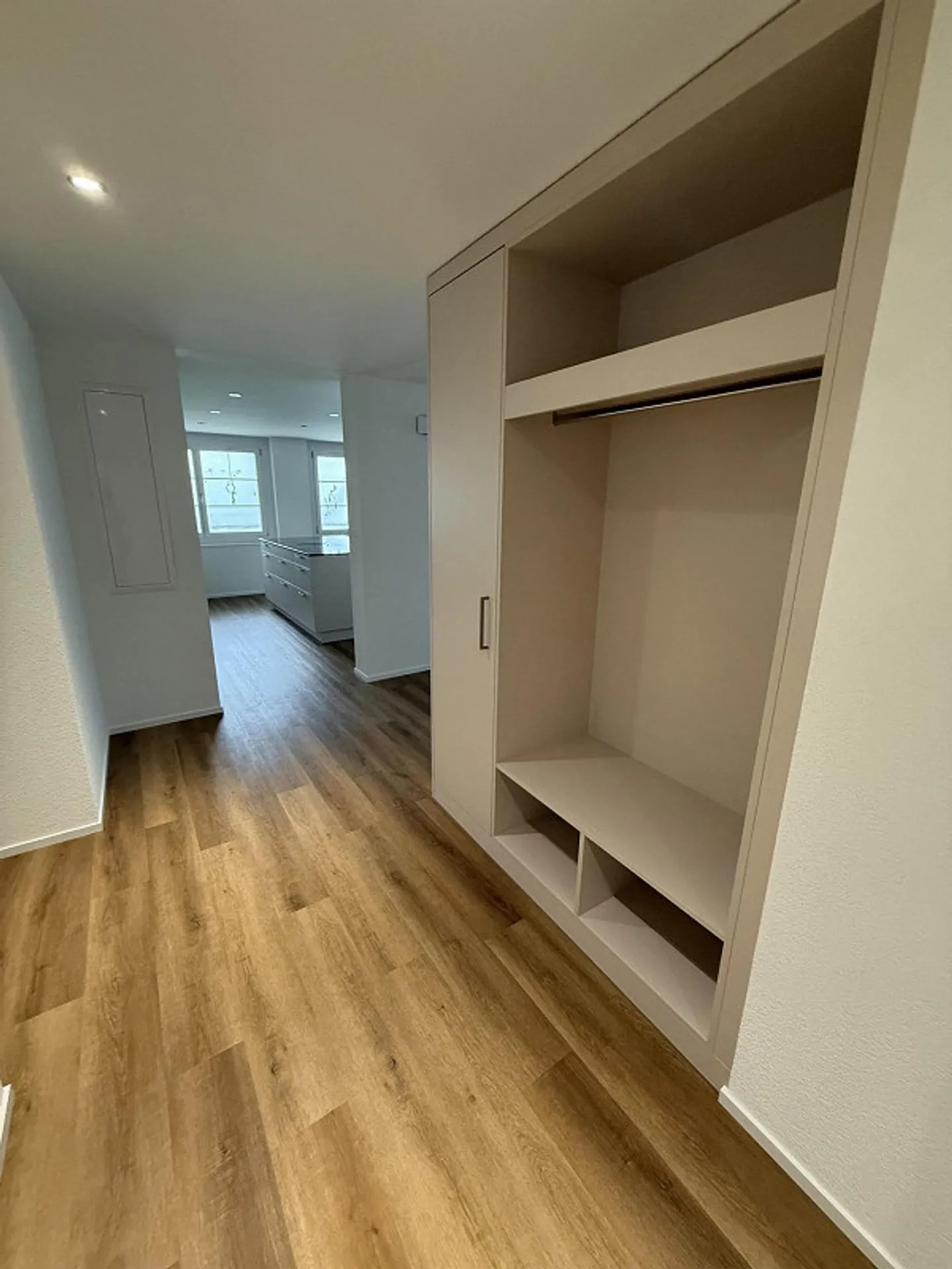 Completely renovated apartments in Niederhelfenschwil - Photo 3 of 10