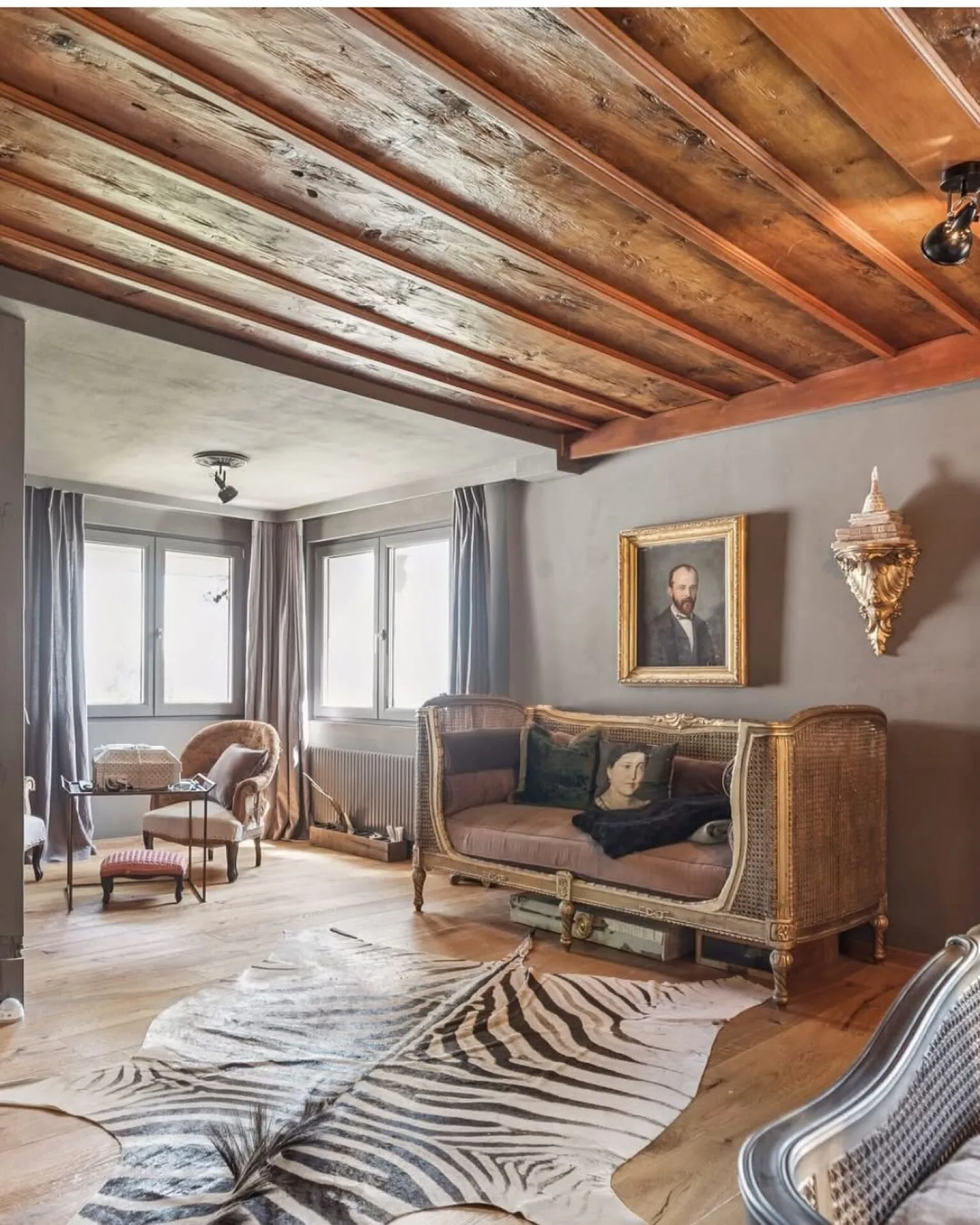 Proprietà con 2 appartamenti e fienile/casa estiva convertita - Foto 6 di 10