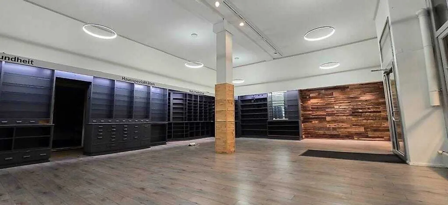 Espace Commercial Polyvalent à Rorschach - Photo 4 sur 11