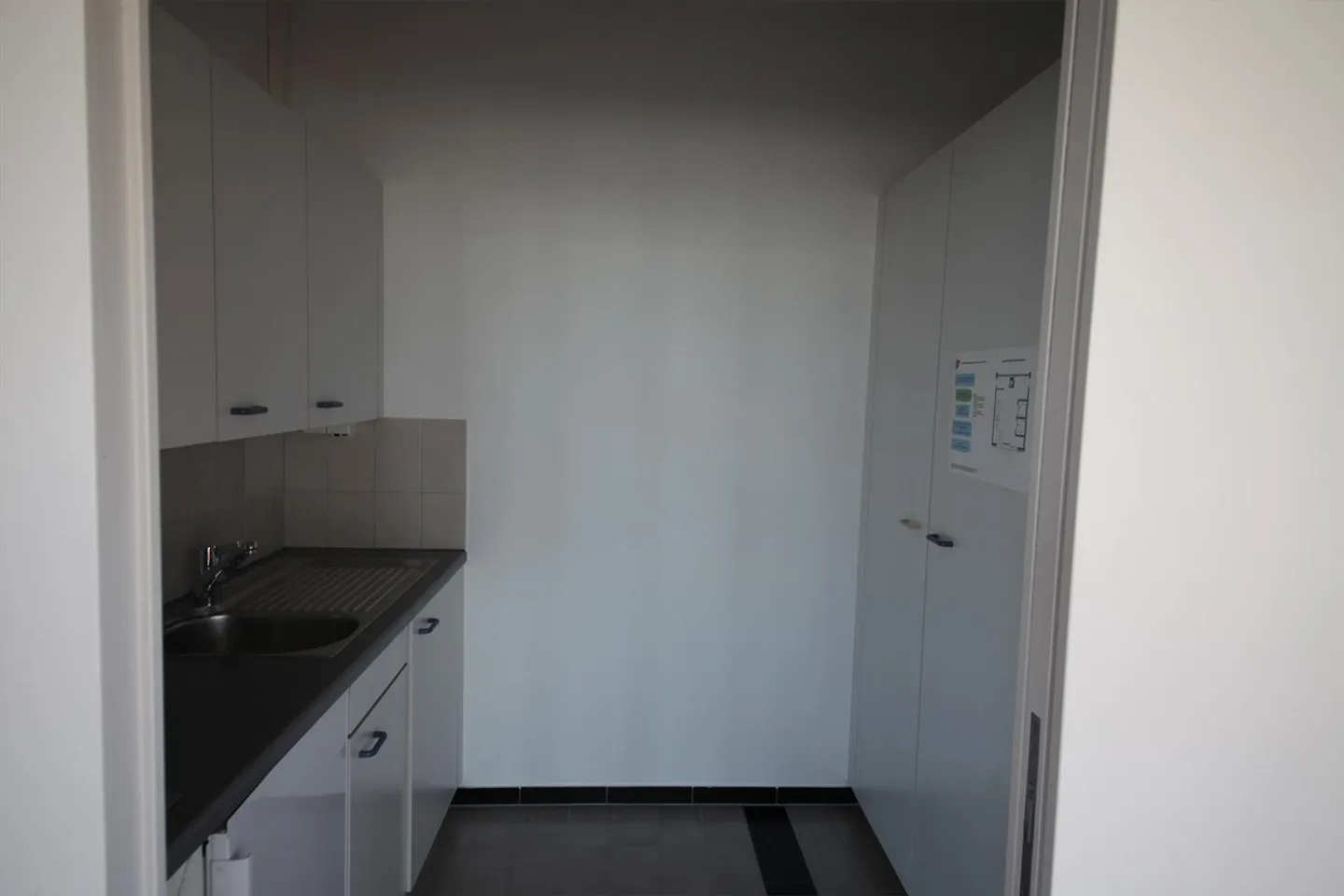 193 m2 espace de combles lumineux avec vue dégagée et grande terrasse - Photo 19 sur 24