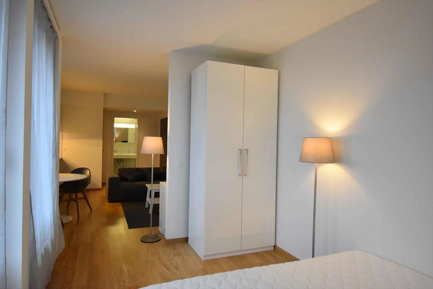 Furnished 1-room apartment - Photo 10 of 12