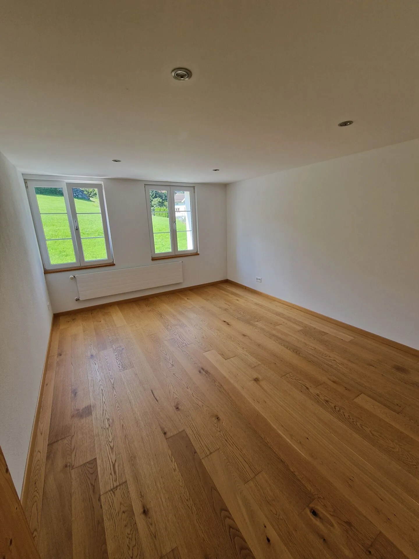 Einzigartiges Einfamilienhaus zu vermieten in Grub - Foto 2 von 10