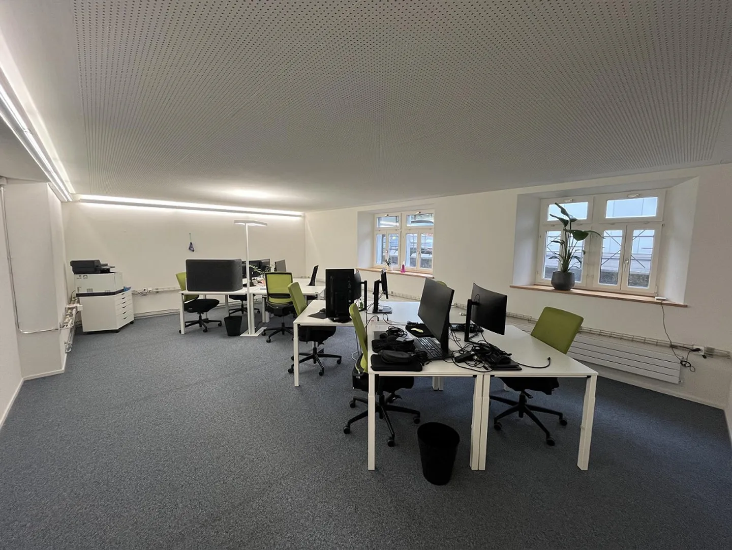 Bright Office in Prime Location - 2 Min. to Rapperswil Train Station - Photo 4 of 7