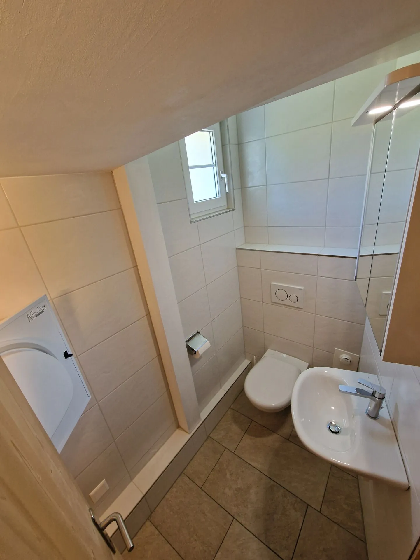 Einzigartiges Einfamilienhaus zu vermieten in Grub - Foto 7 von 10