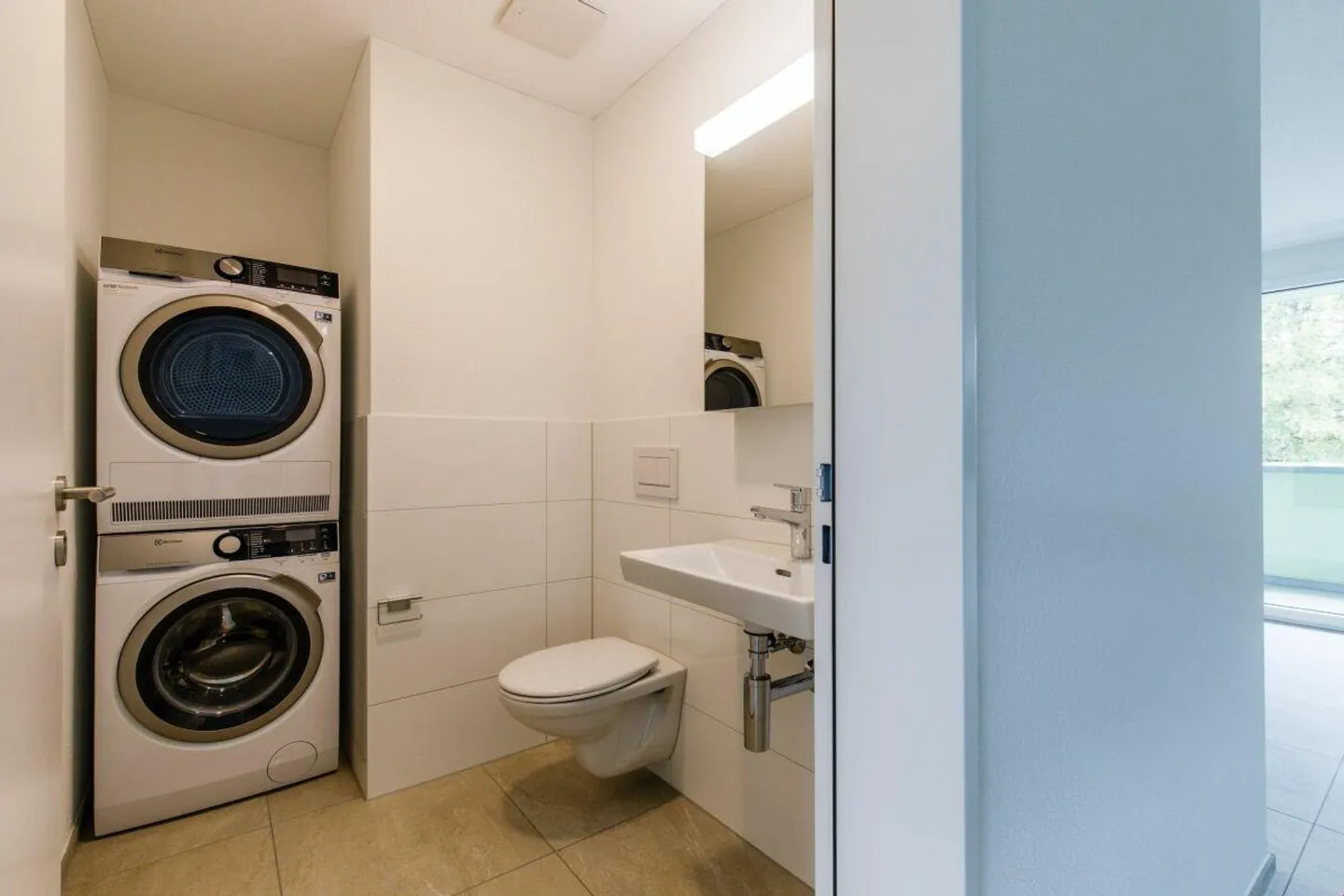 Moderne 3½-Zimmerwohnung in Blumenau - Foto 9 von 11