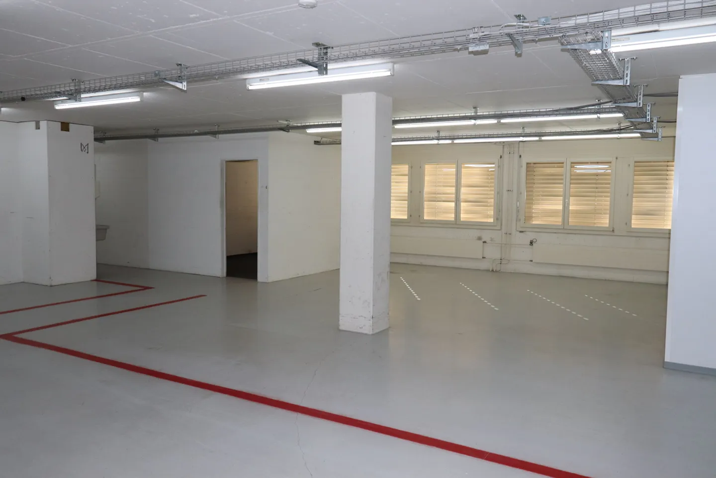 Uffici moderni a Egliswil con parcheggi - Foto 3 di 5