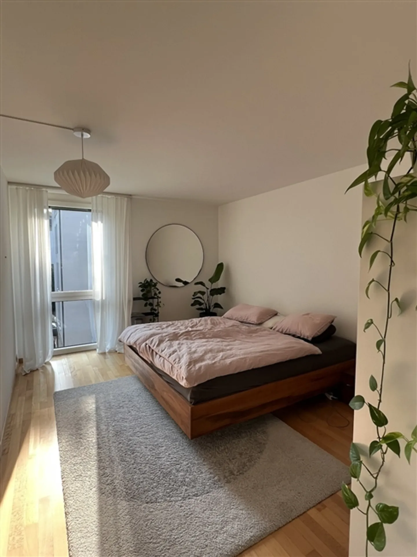 3½ PIÈCE APPARTEMENT À ZURICH - DISTRICT 8 SEEFELD/MÜHLEBACH, MEUBLÉ, TEMPORAIRE - Photo 3 sur 10