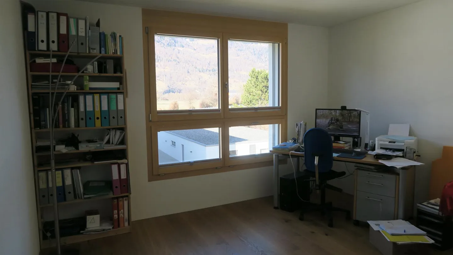 Appartamento da sogno 4,5 locali, 2 posti auto inclusi stazione di ricarica, stanza hobby - Foto 9 di 18