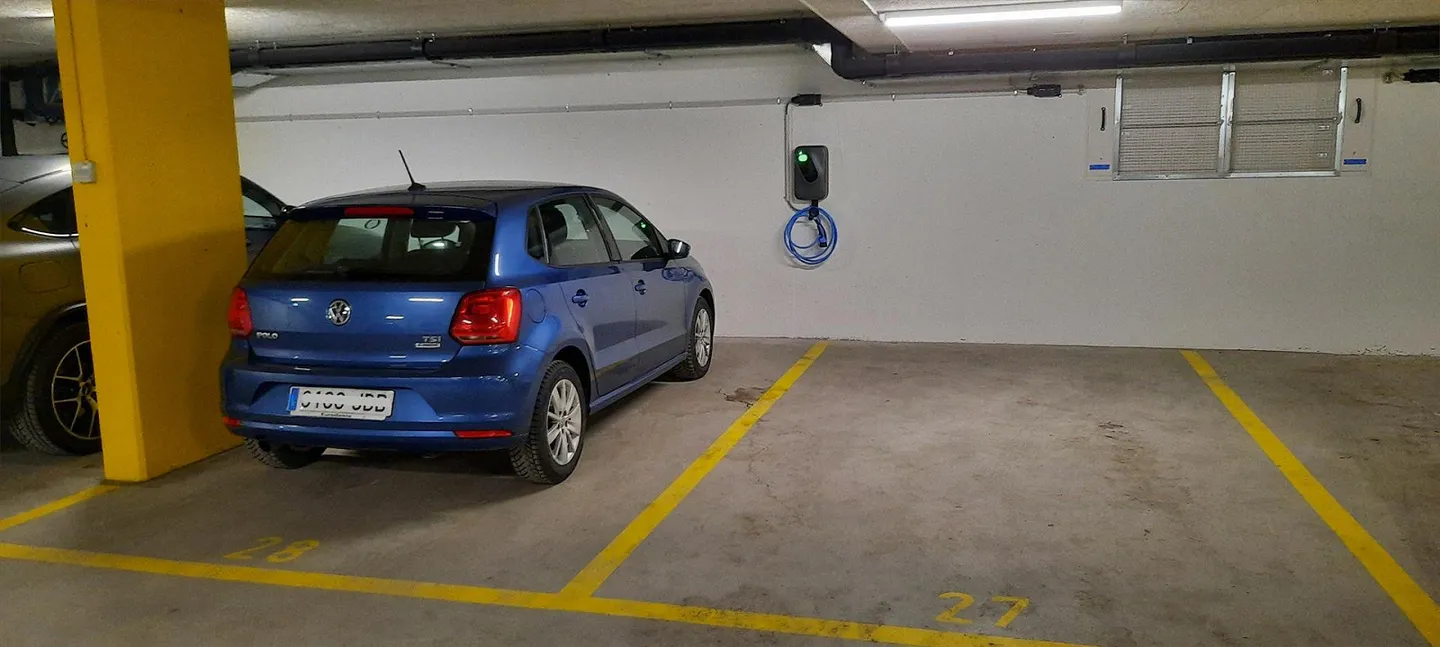 Appartamento da sogno 4,5 locali, 2 posti auto inclusi stazione di ricarica, stanza hobby - Foto 16 di 18