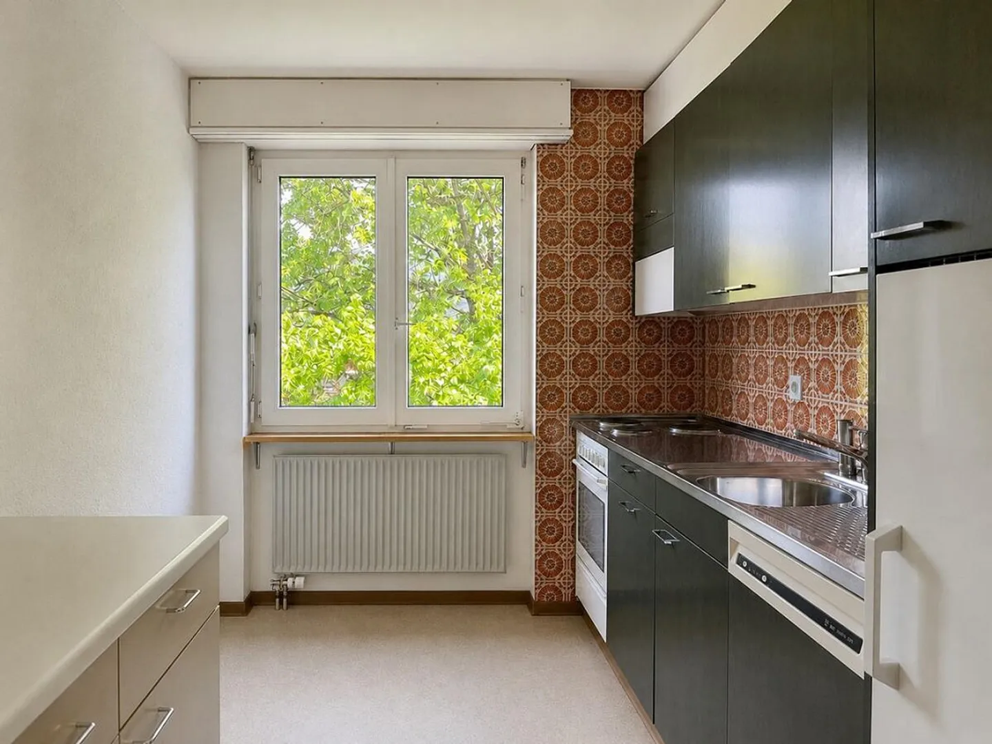 Living with a view - Photo 6 of 9