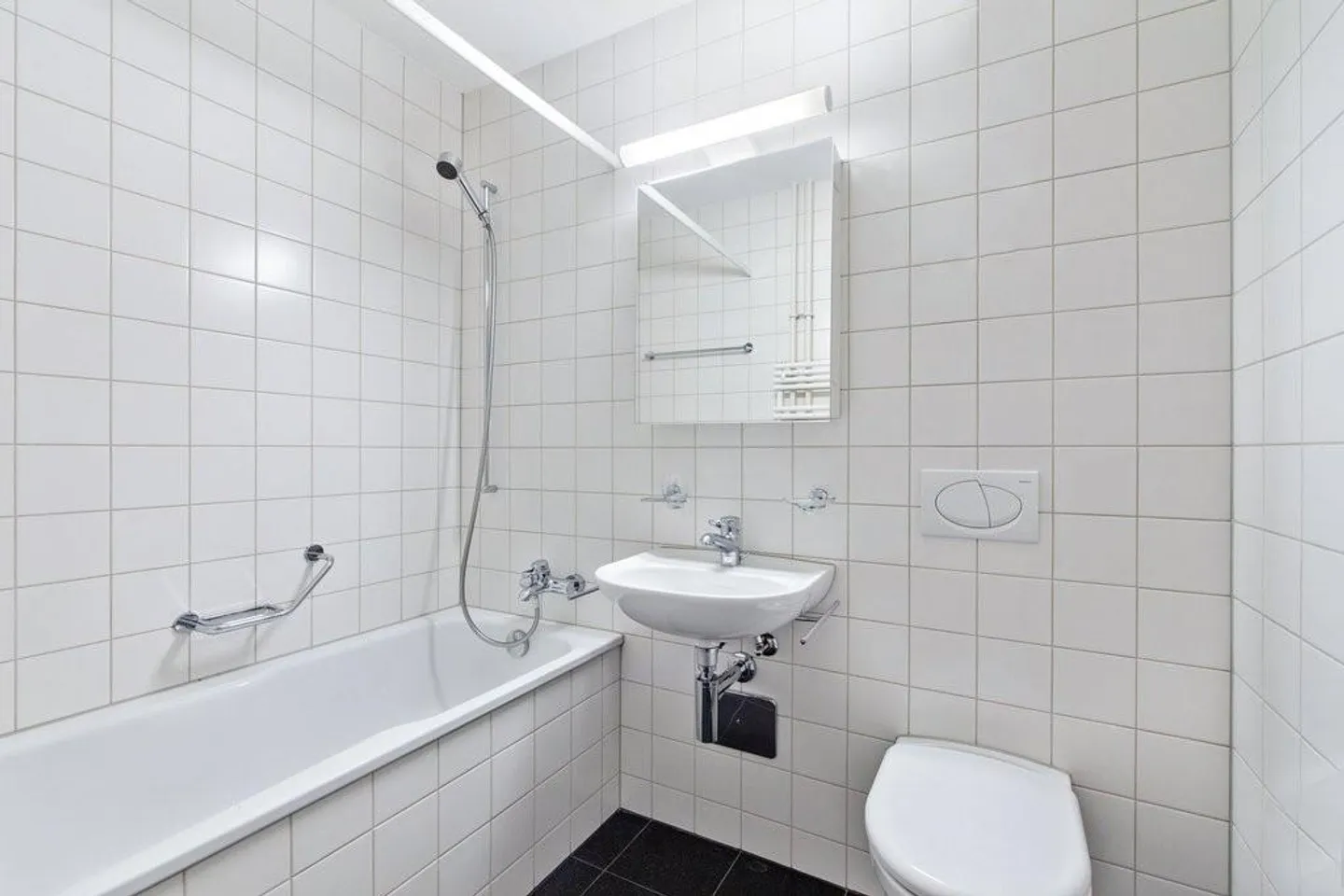 Would you like to live close to the city and with low taxes? - Photo 5 of 10