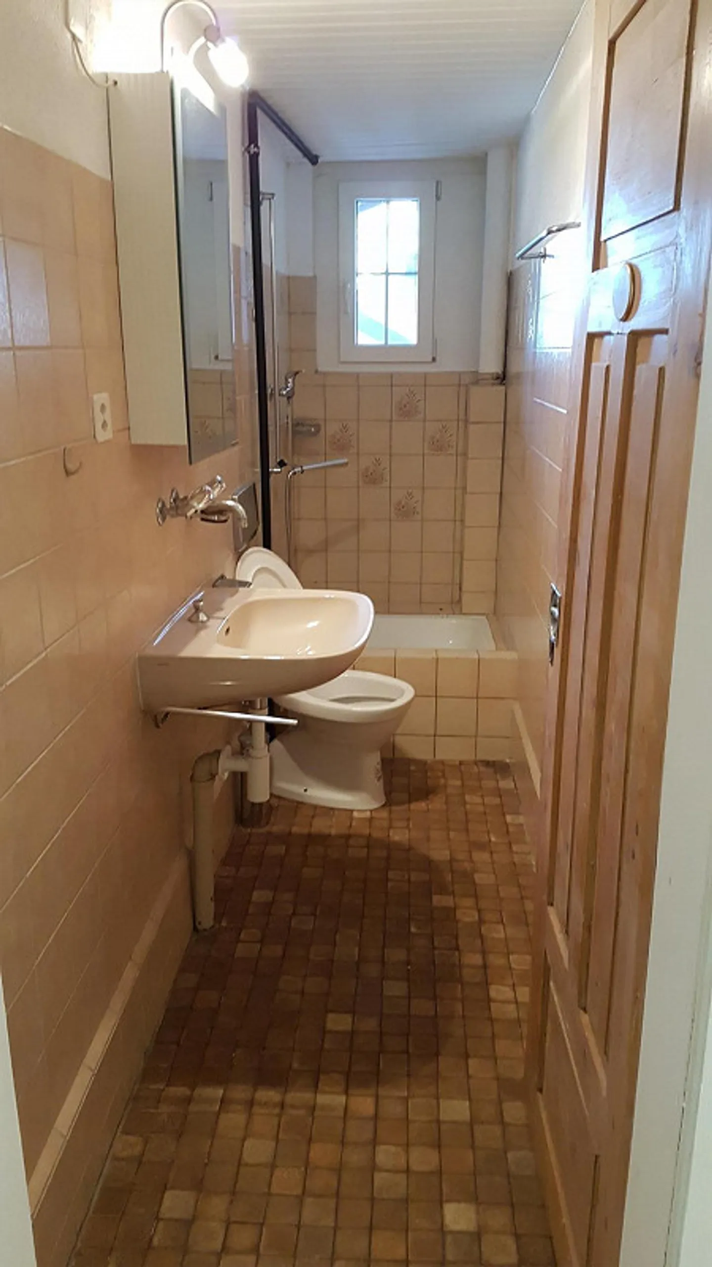 Helle 2.5 Zimmer Wohnung - Foto 6 von 7