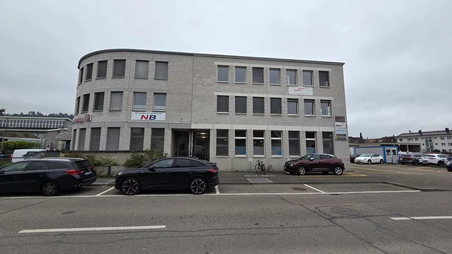 Office / Studio / Practice in Muttenz Bizenen - Photo 1 of 7