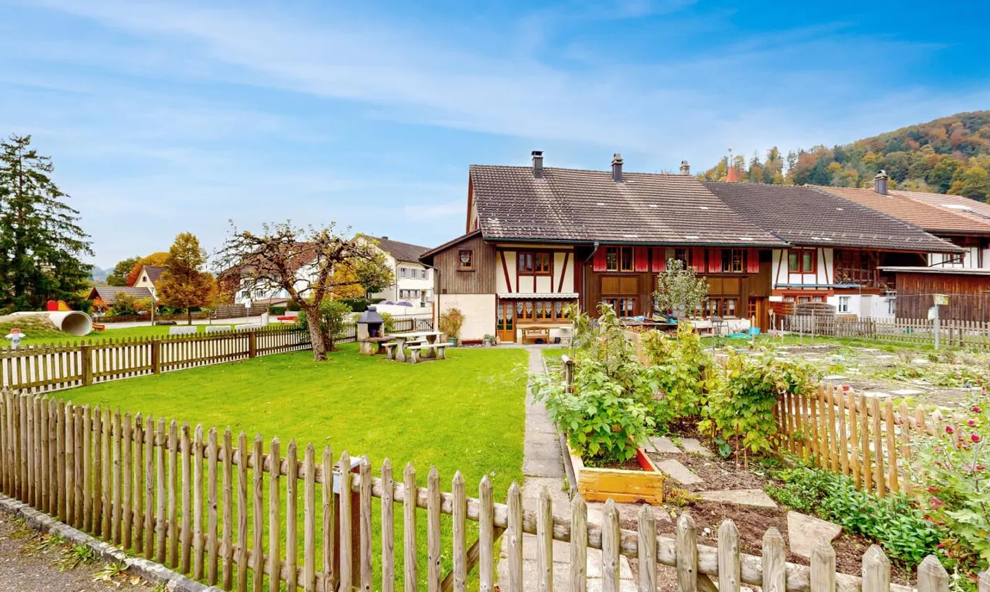 Maison en terrasse à vendre - Photo 1 sur 11