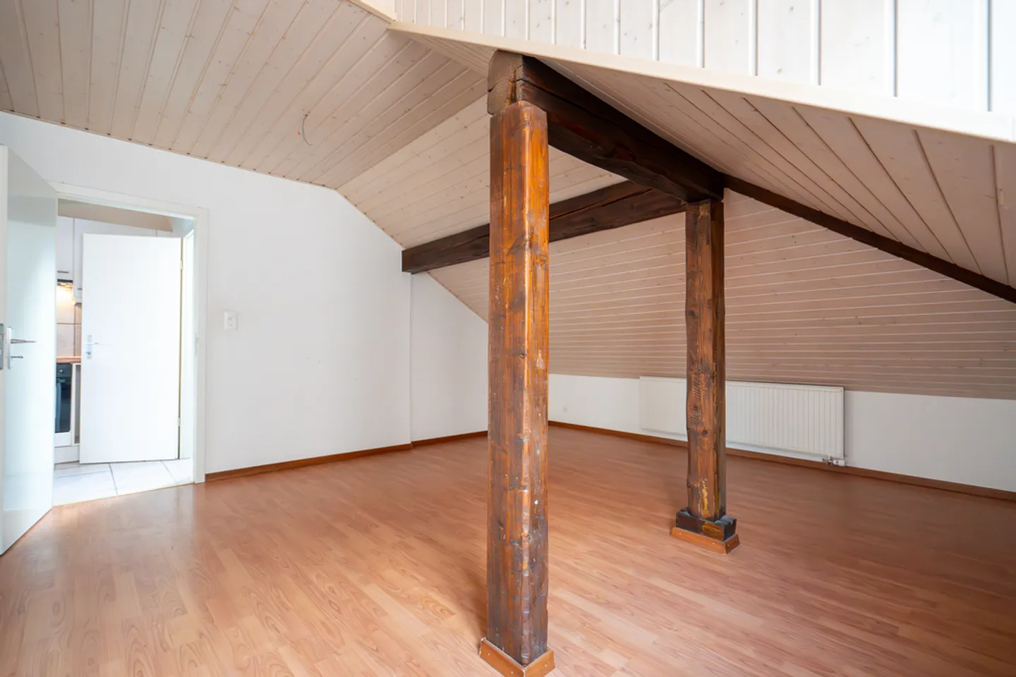 Appartement 2.5 pièces - Photo 3 sur 8