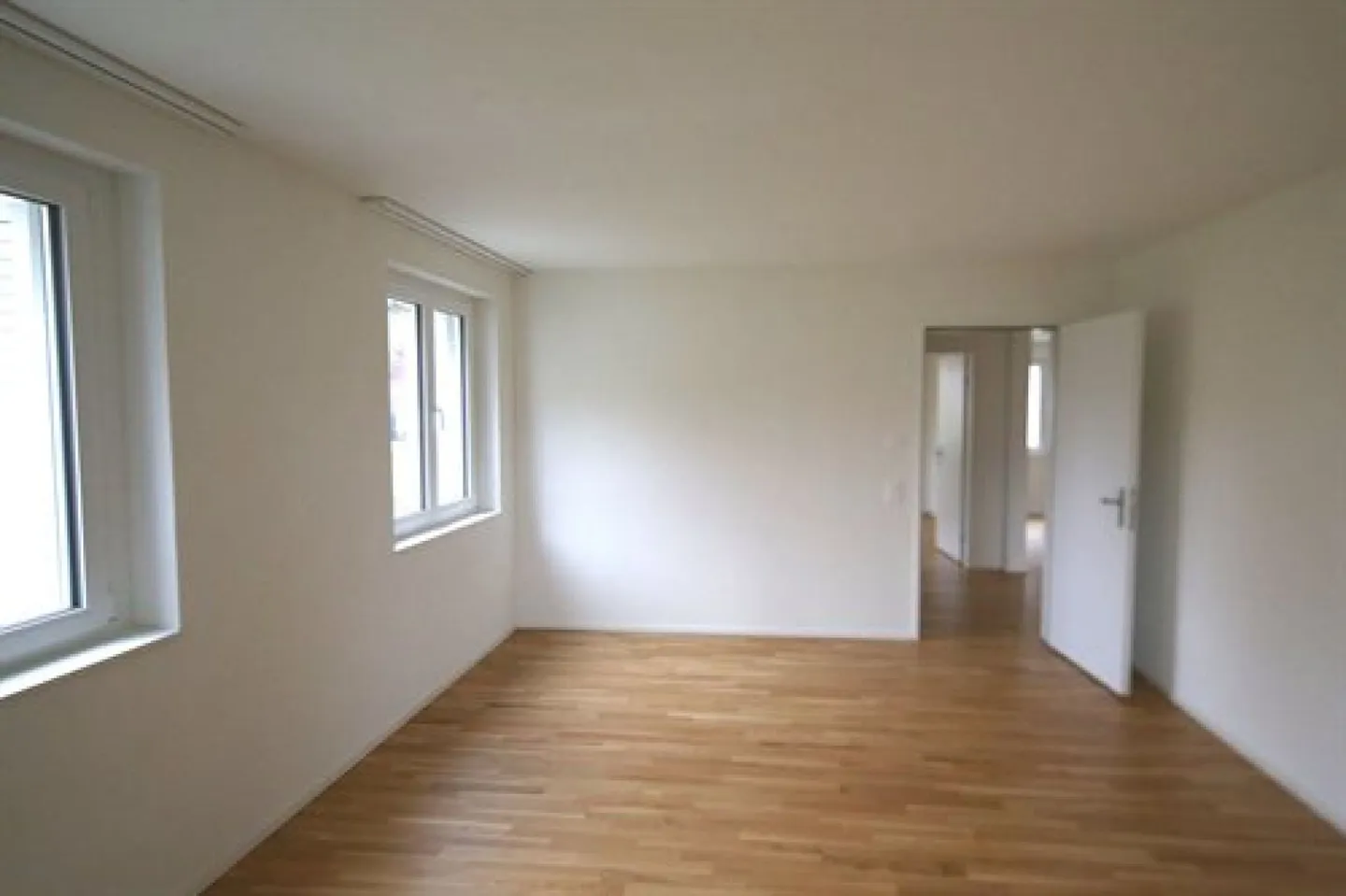 Appartement 3.5 pièces baigné de lumière - Photo 6 sur 10