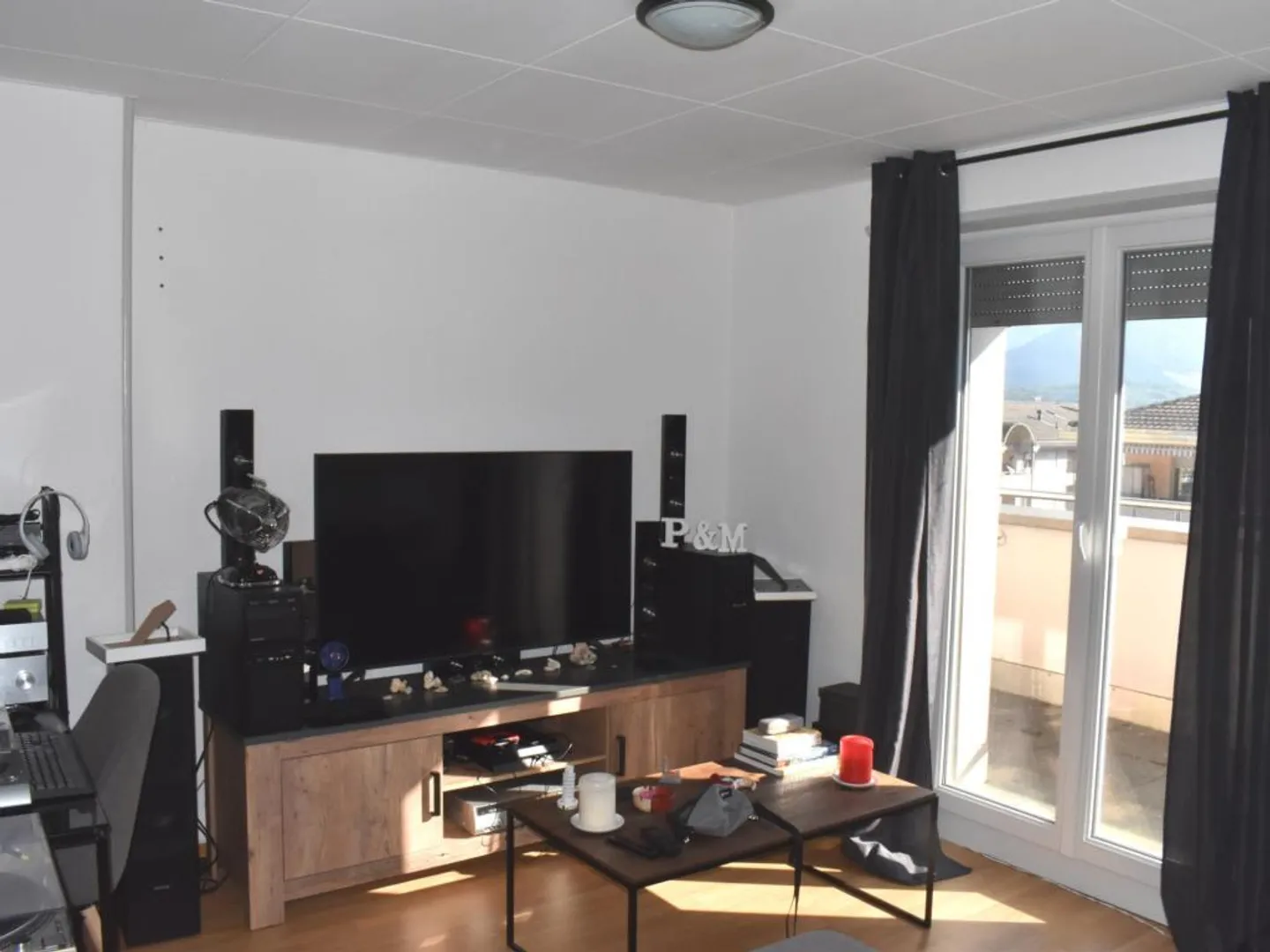 Charmante 2.5-Zimmer-Wohnung - Foto 2 von 9