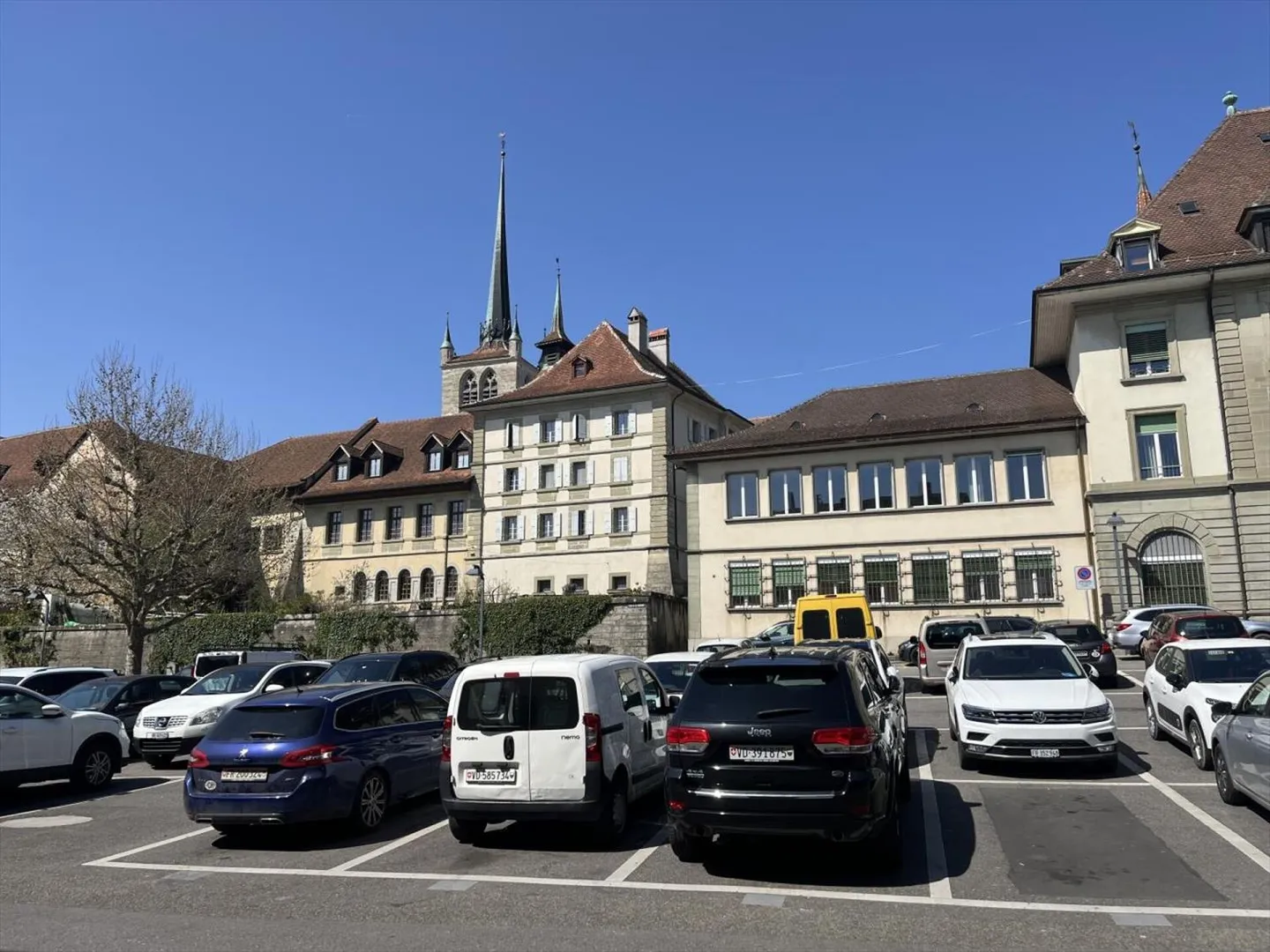 Gemischtes Gebäude - Foto 12 von 13