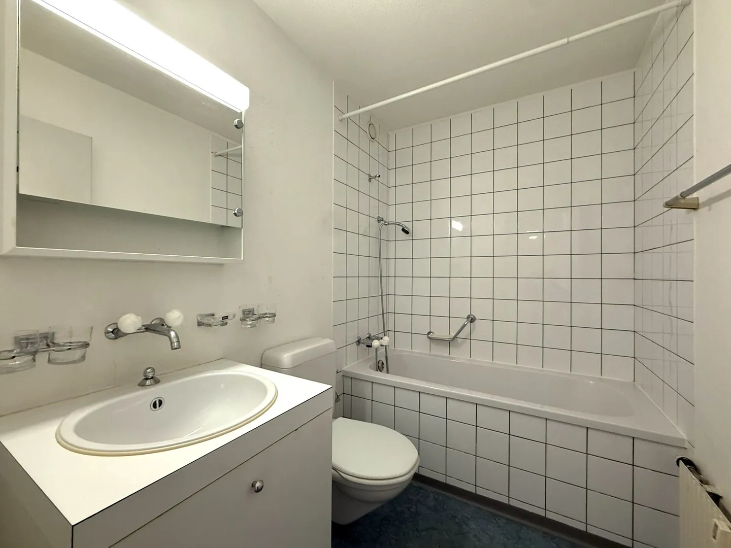 Ben tenuto e pronto per essere abitato: appartamento di 4,5 stanze in Schmelzistrasse - Foto 4 di 9